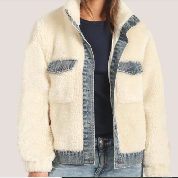 Dylan - Sawyer Shearling Jacket - SMALL - Picture 2 of 3